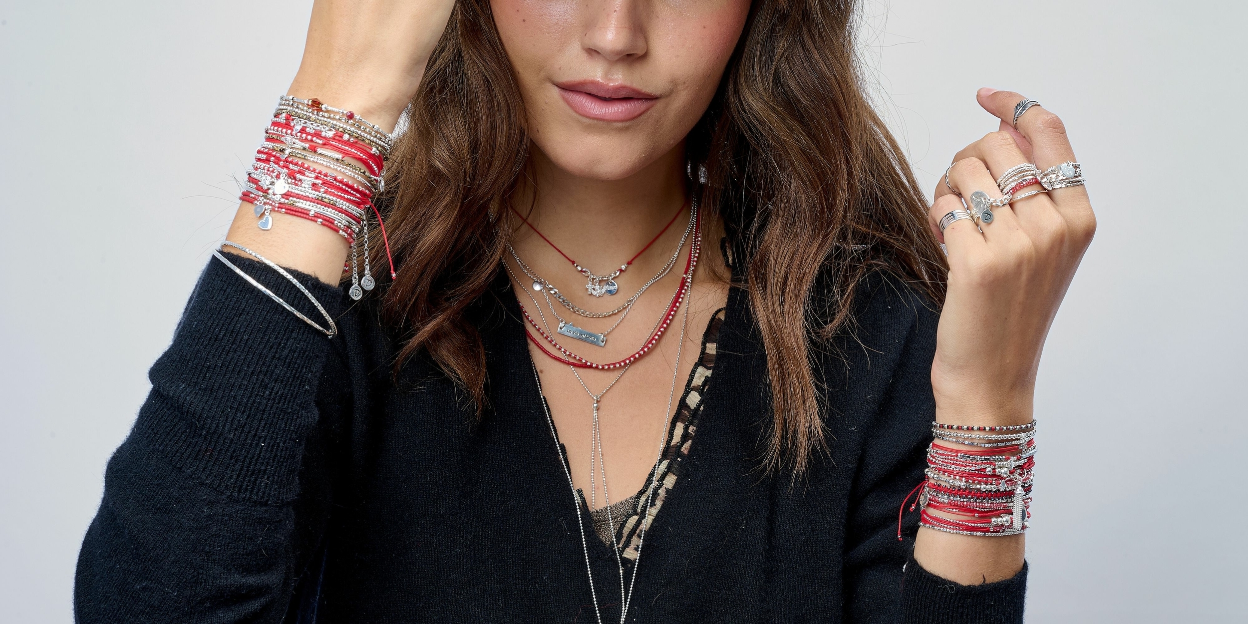 Sélection de bijoux rouges et argent DORIANE BIJOUX, éclat chaleureux et féminin